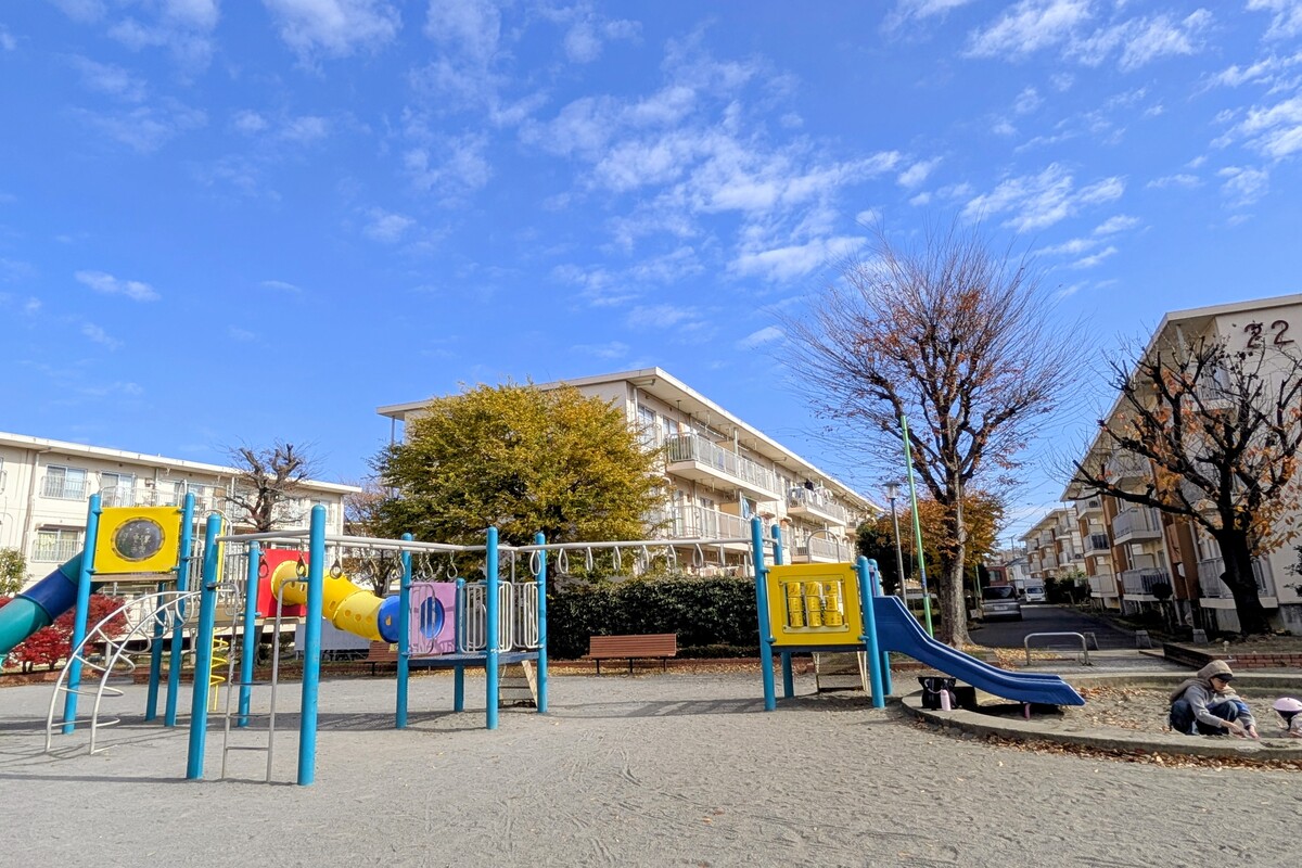 都営田無本町七丁目アパート公園(パンダ公園)