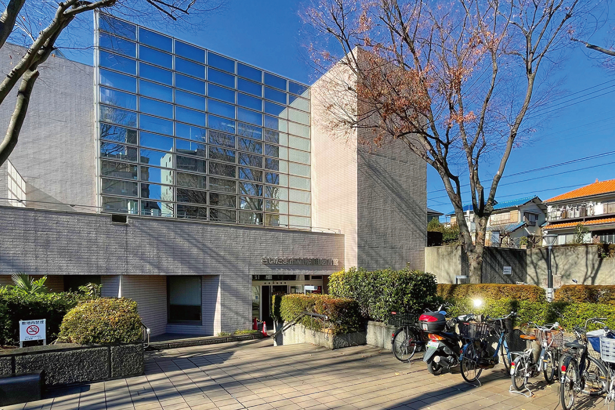 【さいたま市立南浦和図書館】