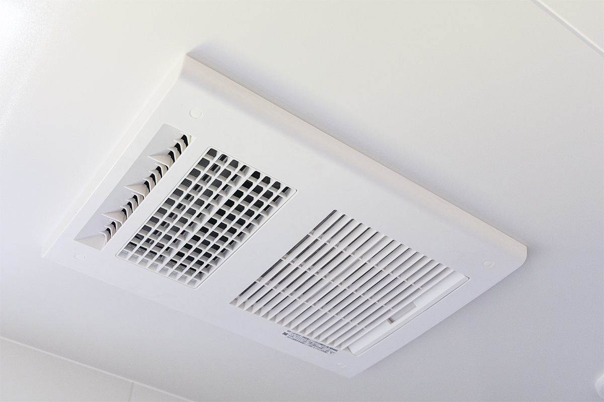 【浴室暖房乾燥機】