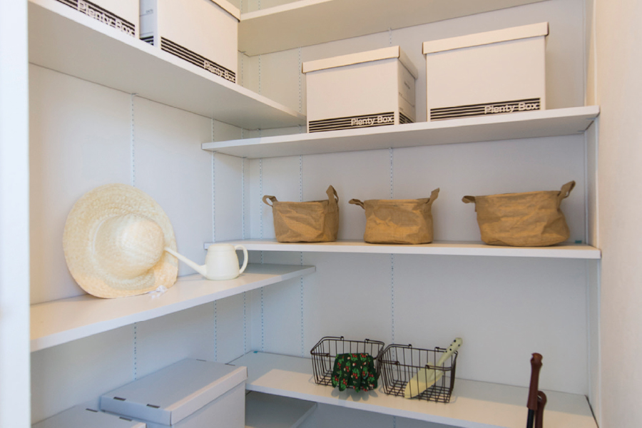 【土間収納】 【土間収納】