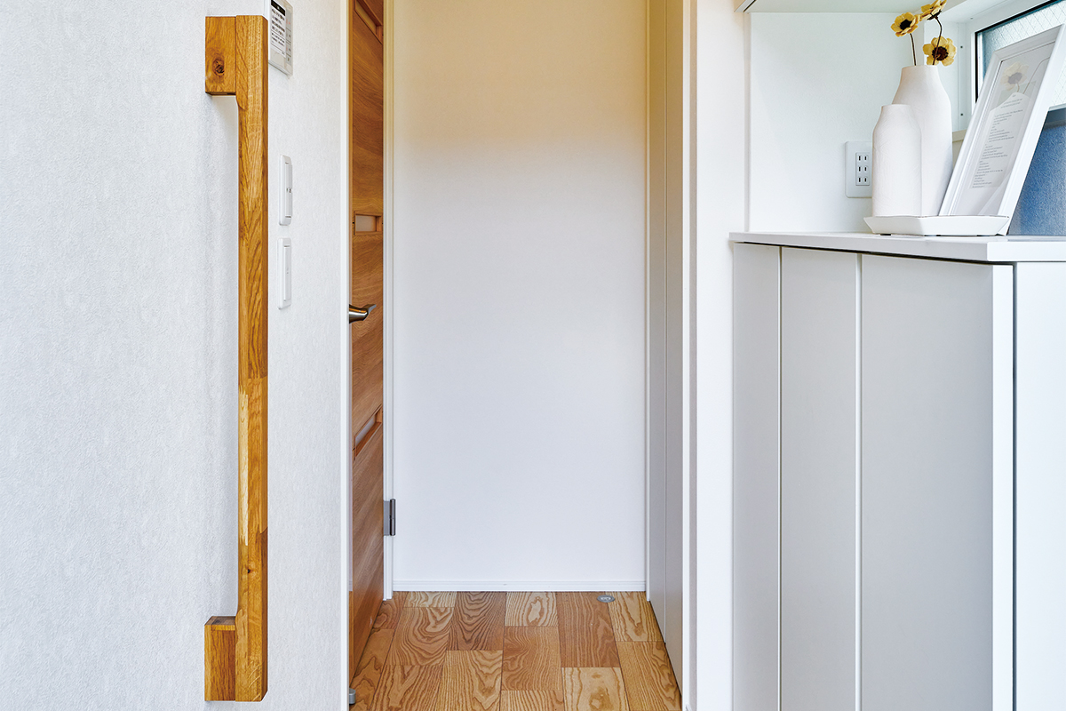 【抗菌・抗ウイルス加工の手すり】