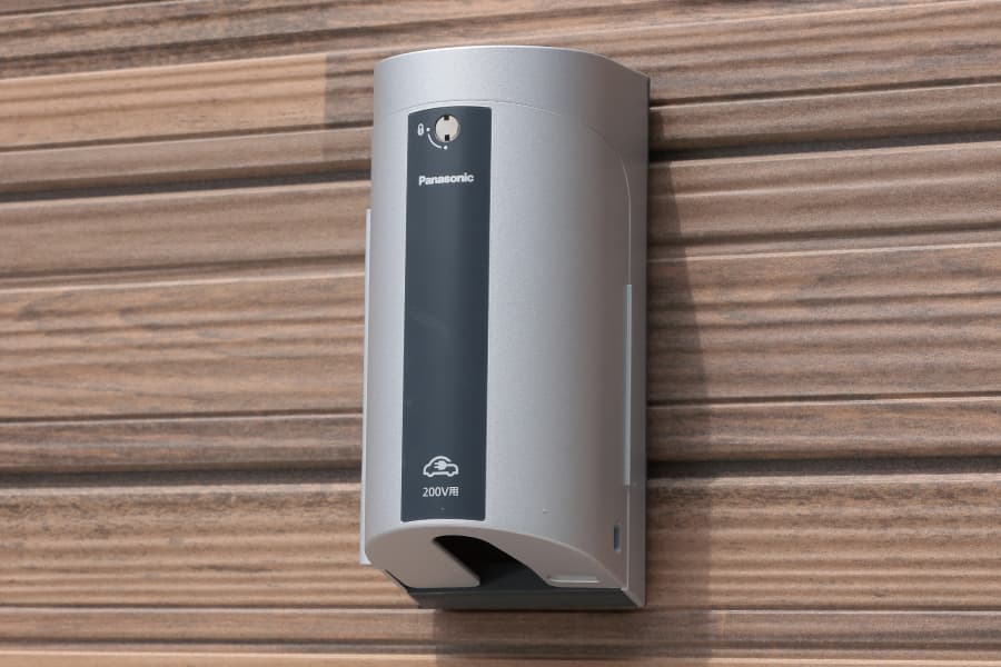 【電気自動車用コンセント】