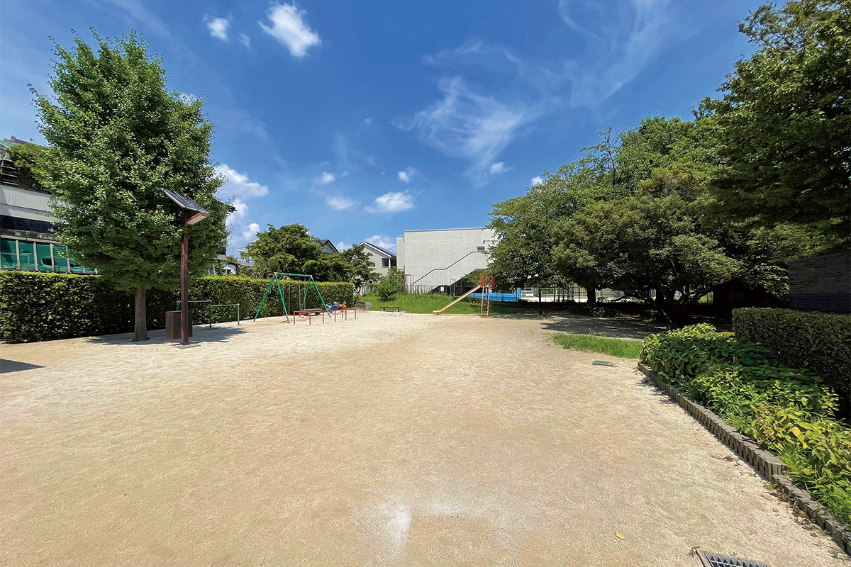 越ヶ谷三丁目公園