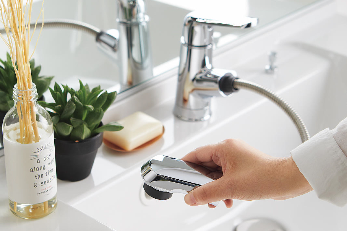 【マルチシングルレバーシャワー】