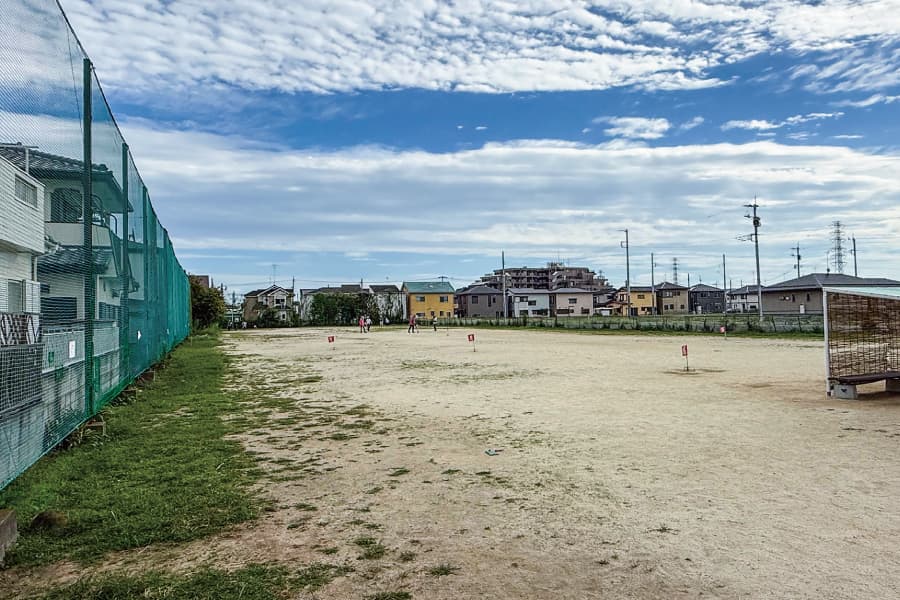 【上蛭田運動広場】