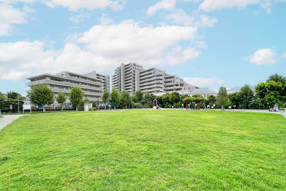 夏見台2丁目ひまわり公園