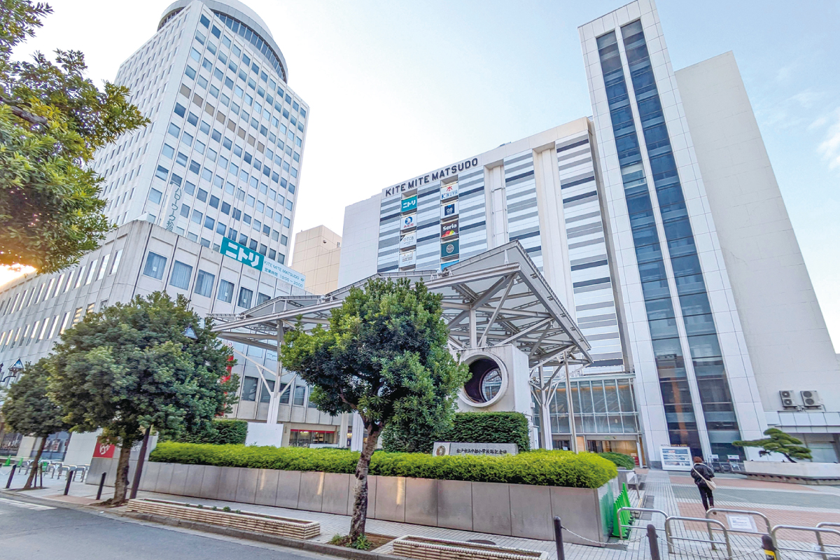 キテミテマツド(ロピア、ニトリ、西松屋など)