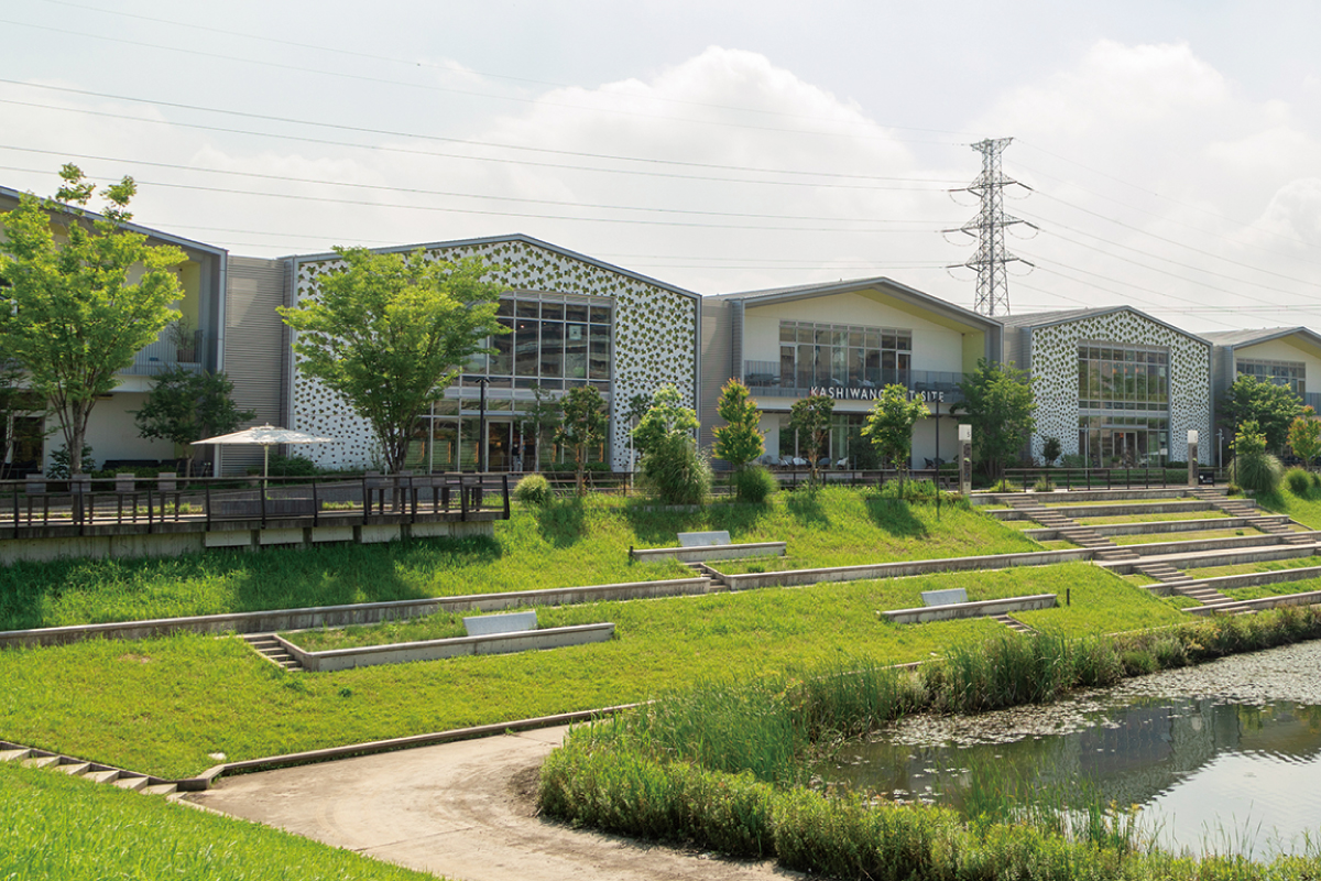 KASHIWANOHA　T-SITE