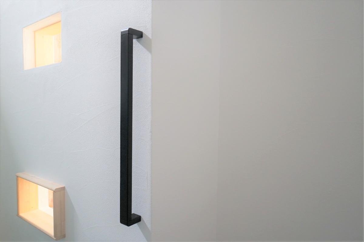 【玄関手すり/アイライン】 【玄関手すり/アイライン】