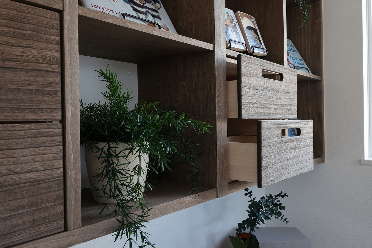 【フロートシェルフ】