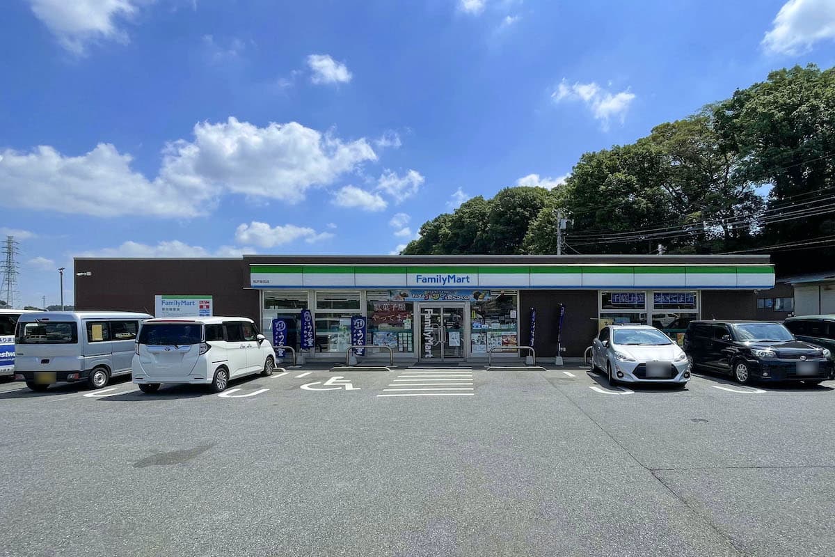 ファミリーマート　松戸幸田店