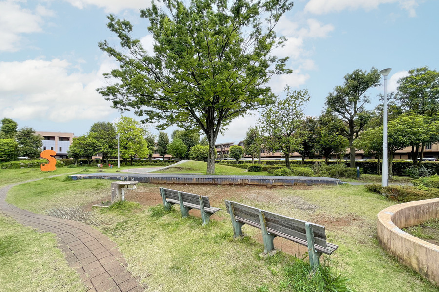 貞光寺野薫の街公園