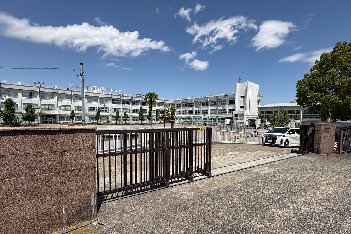 江戸川小学校/徒歩5分