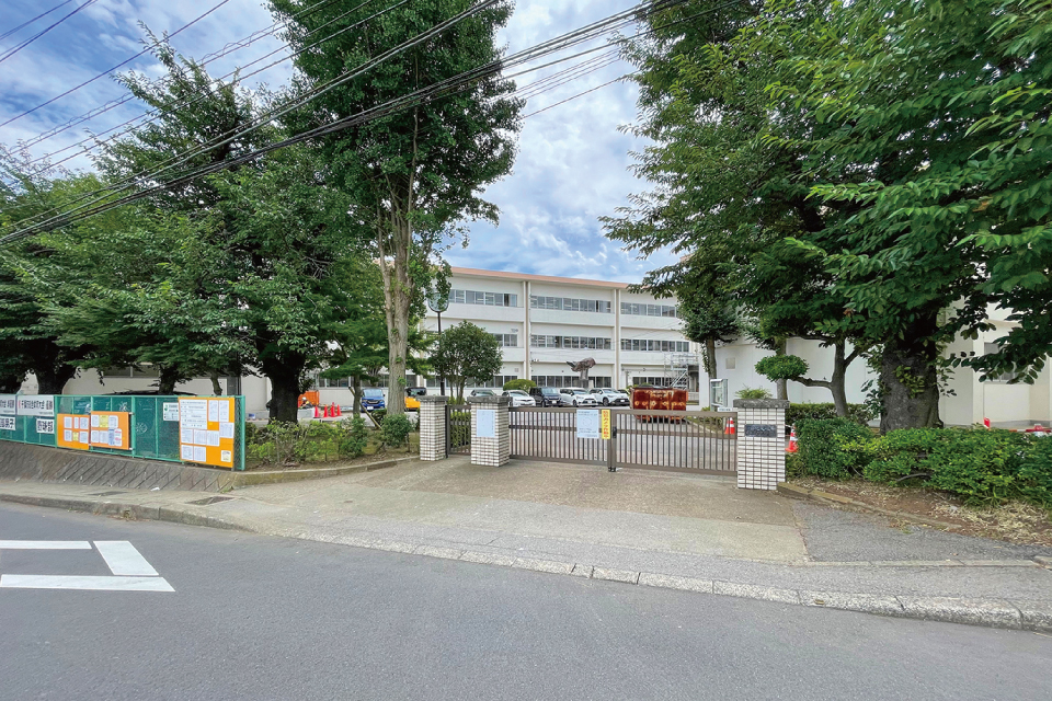 稲毛中学校