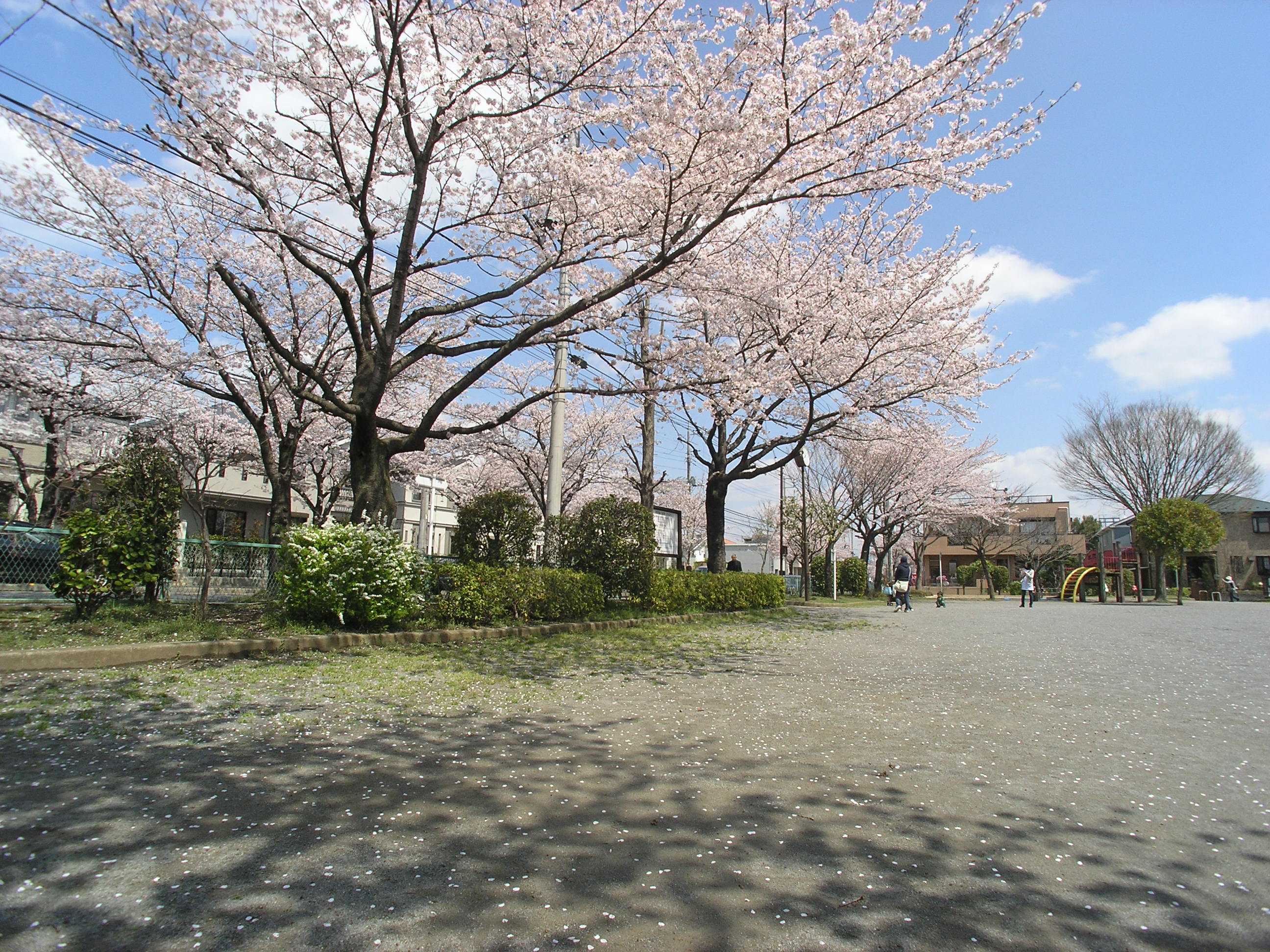 名戸ヶ谷第四公園